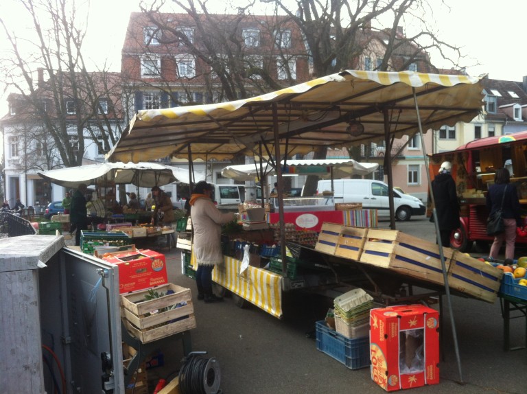 HOW REGIONAL DOES THE CITY OF FREIBURG EAT?